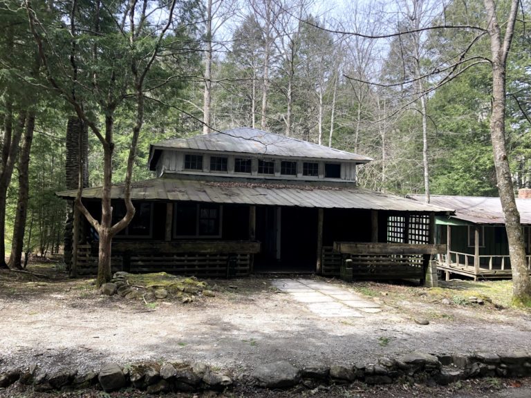 Elkmont, Tennessee's abandoned resort ghost town in the Smokies