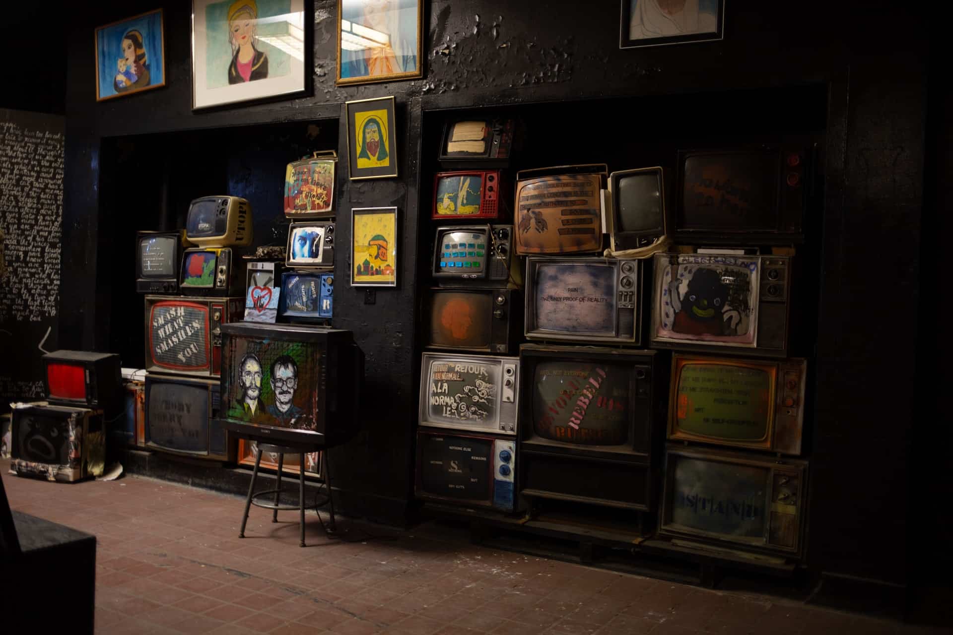 For some of the most interesting art in NYC, visit the Living Museum at