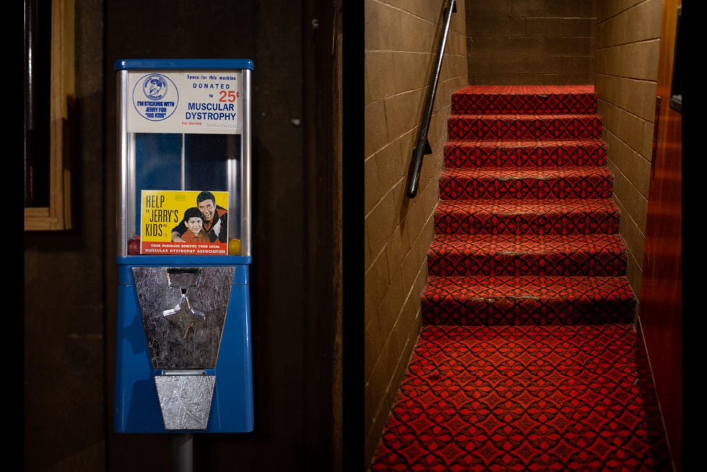 A candy machine and orange patterned carpet are left over from the '70s