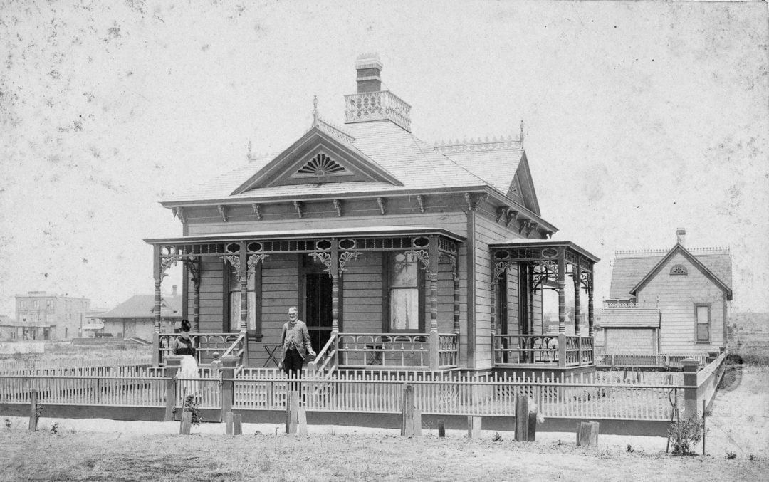 The Graves House during its heyday, long before its Top Gun fame.