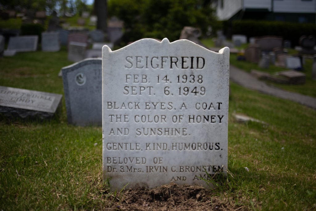 headstone