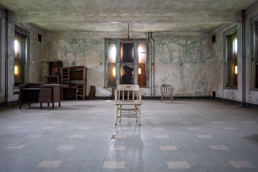 A Tour Of Ellis Island's Abandoned Hospital Complex Reveals A Historic ...