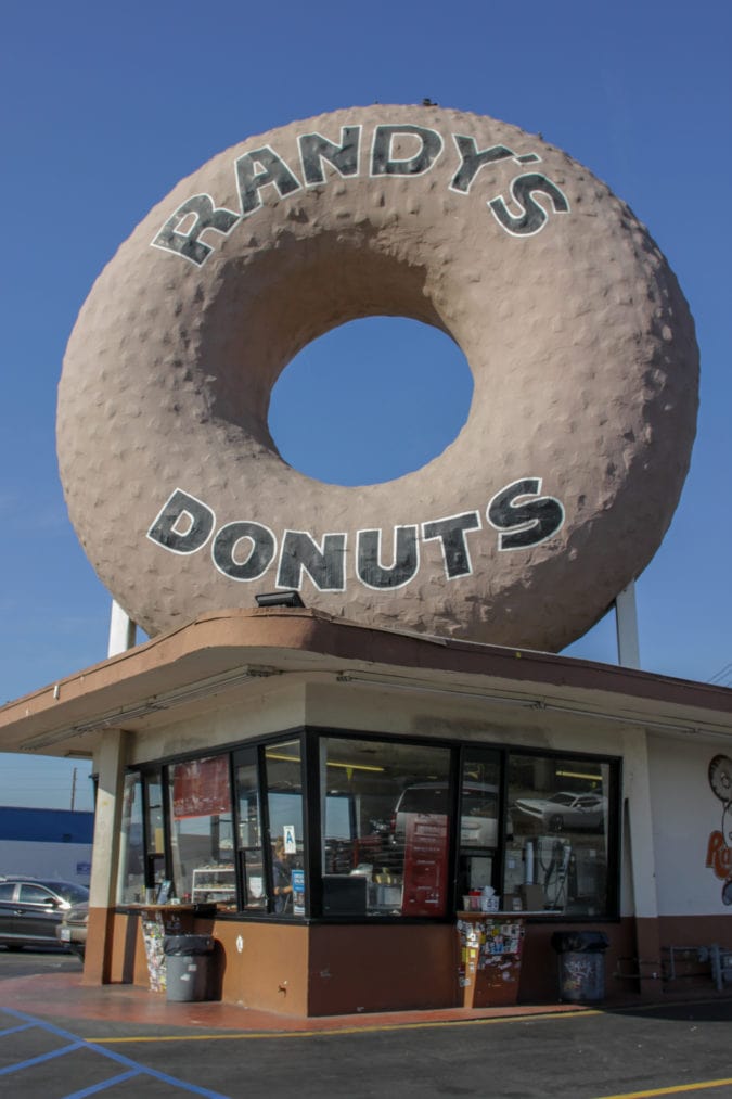 randy's donut shop