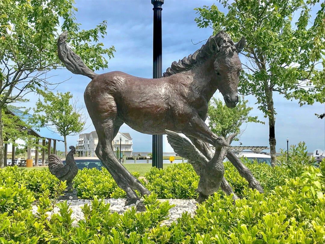 A bronze statue of Stormy on Main Street in Chincoteague. 