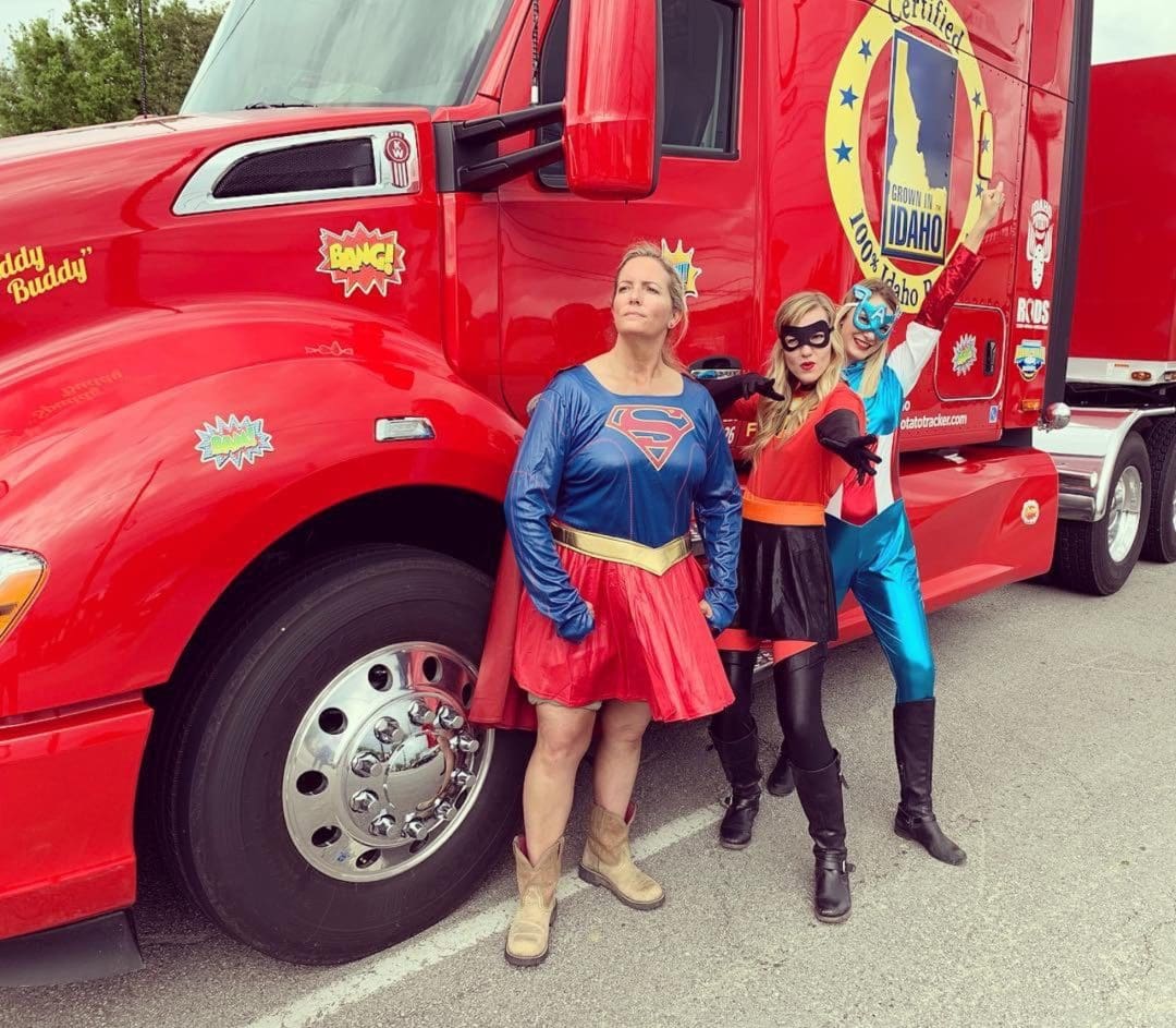 the team dresses up as superheroes–superwoman, violet, and captain america
