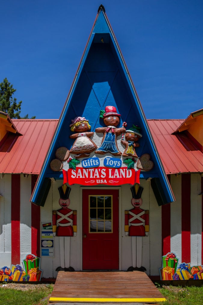 entrance to santa's land