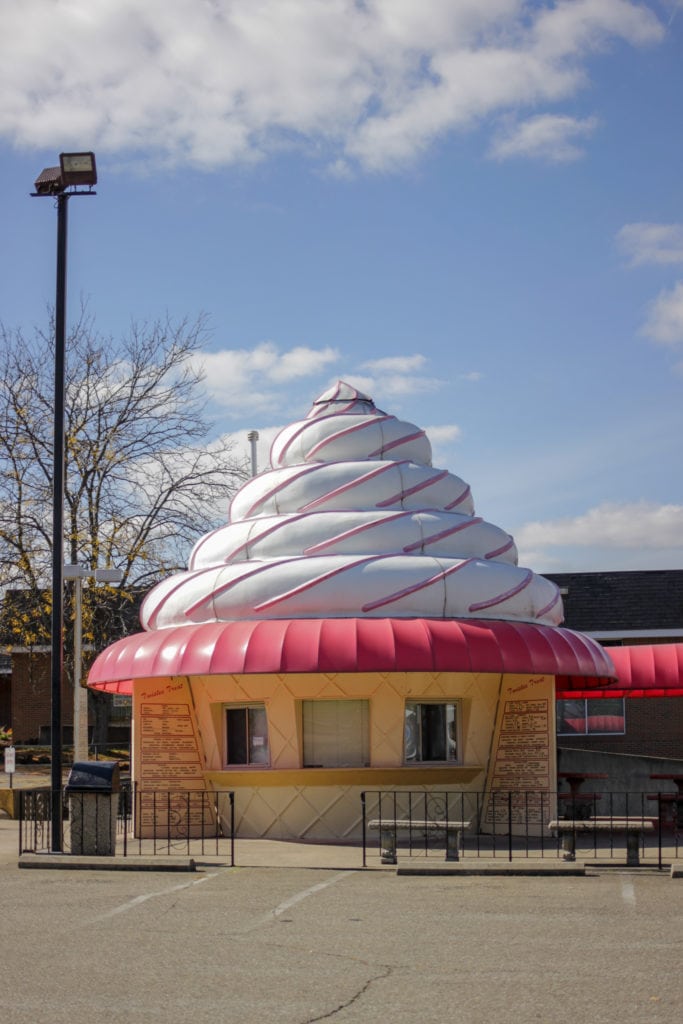 ice cream shaped ice cream stand