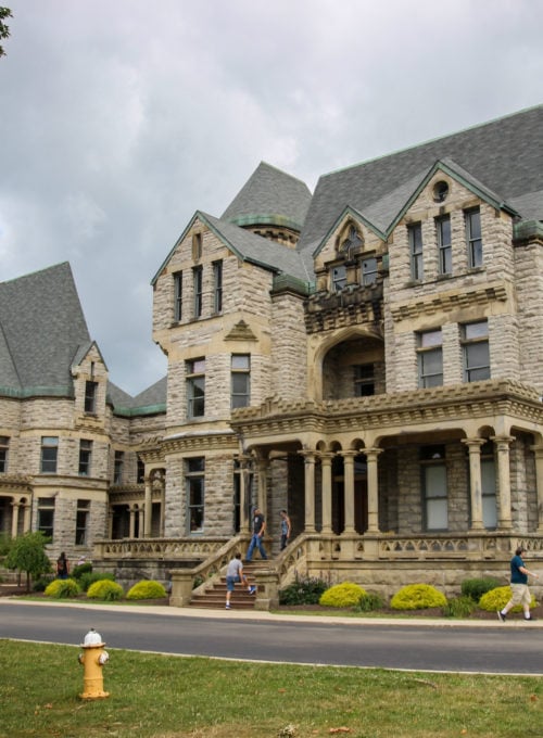 7 real-life filming locations featured in film adaptations of Stephen King novels