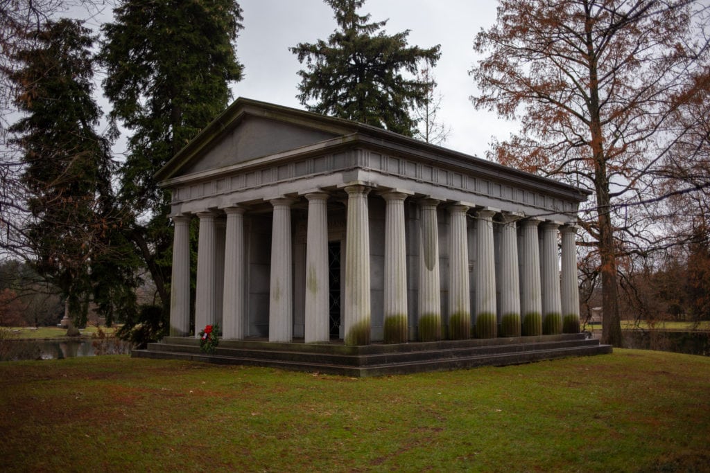 The Fleischmann temple is modeled after the Parthenon.