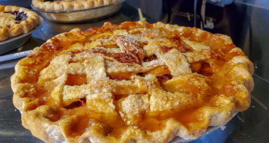Meet the pun-loving ‘pie-o-neer’ who traded the big city for New Mexico’s tiny Pie Town