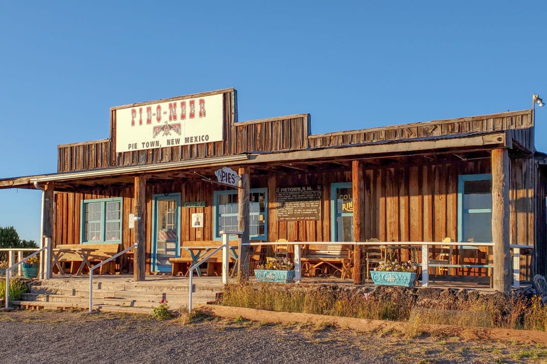 a one story wooden pie shop in new mexico