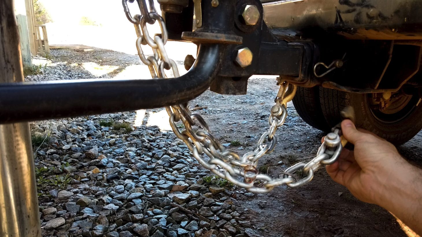 RV towing trailer safety chains