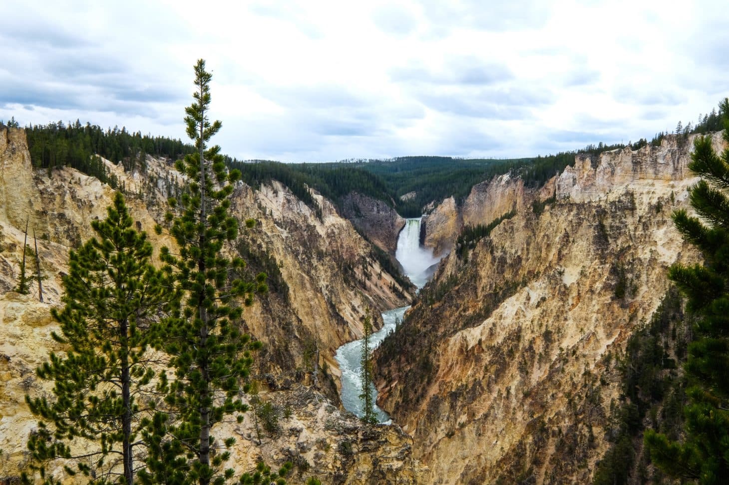 grand canyon of the yellowstone waterfall