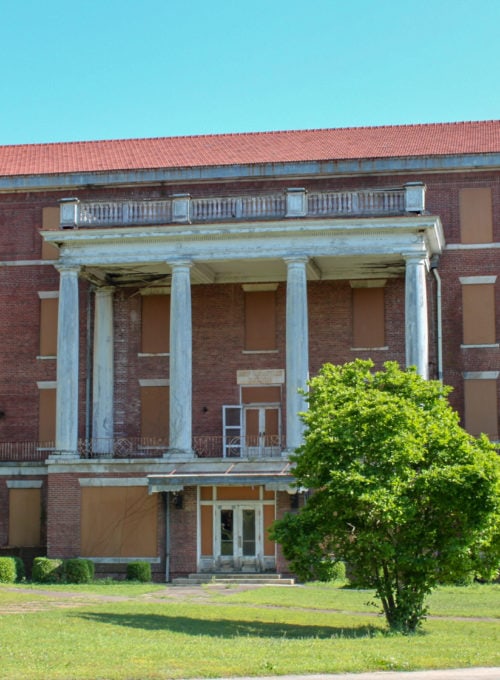 Prison, cemetery, and asylum: Visiting Georgia's mostly-abandoned Central State Hospital