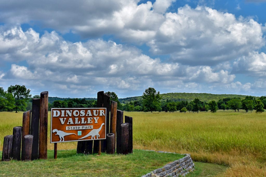 Entrance sign to Dinosaur Valley State Park.