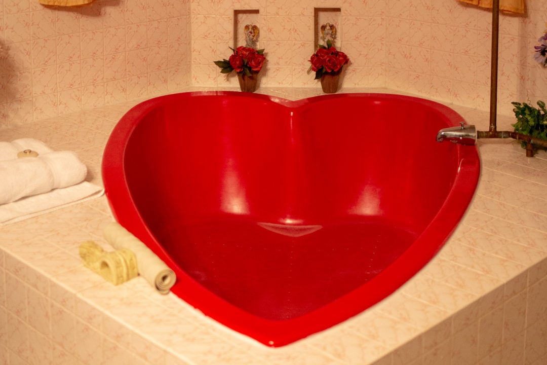 A heart-shaped tub at the Don Q Inn in Wisconsin.