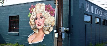 Finding Dolly Parton in Nashville