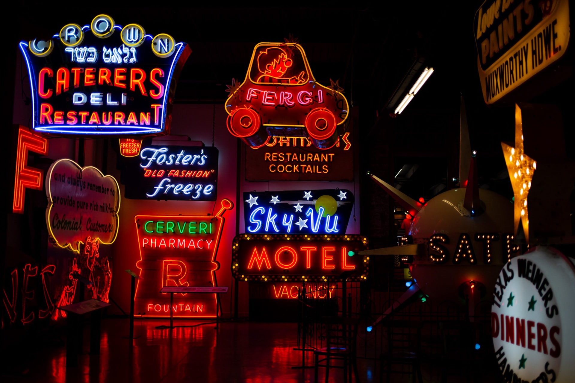 Here's where to find the best neon signs across the U.S. - Roadtrippers