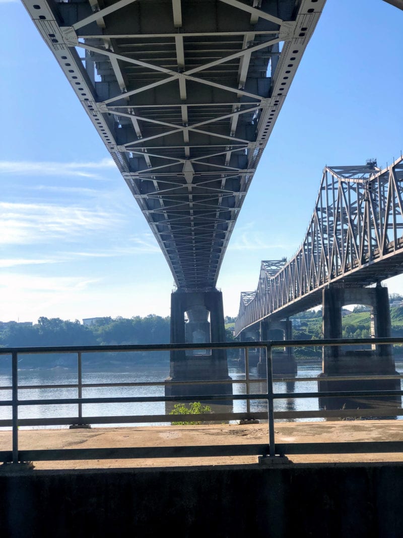 a bridge over the mississippi river