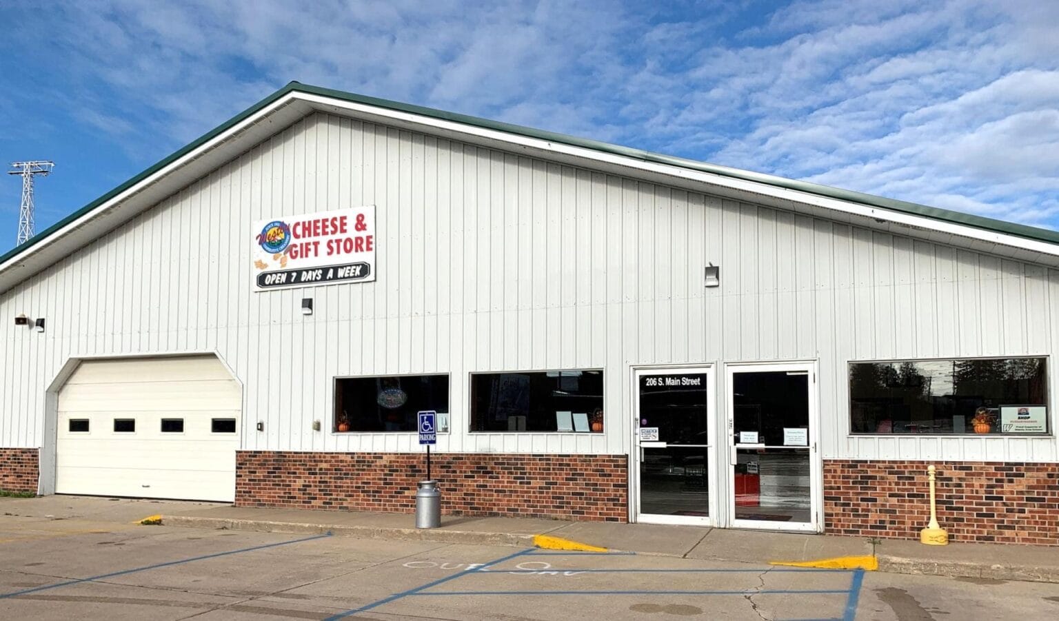Eat cheese like a local at these 8 stops along the Wisconsin Cheese ...