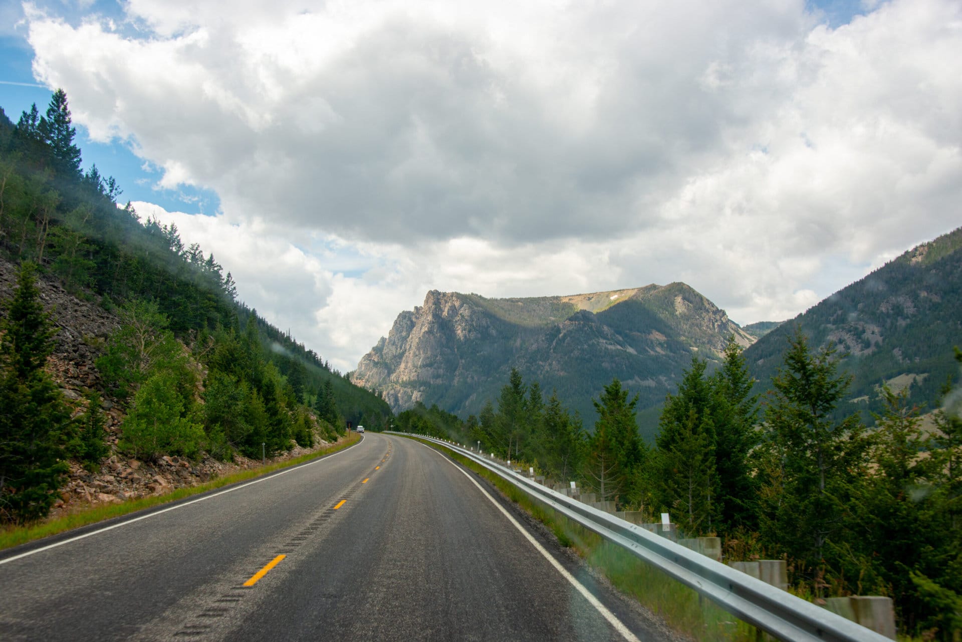 Road store and mountain