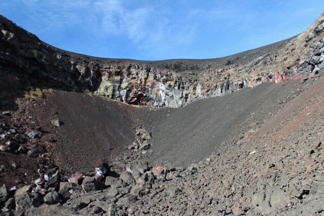 The inside of Coffee Pot Crater as viewed from the caldera.