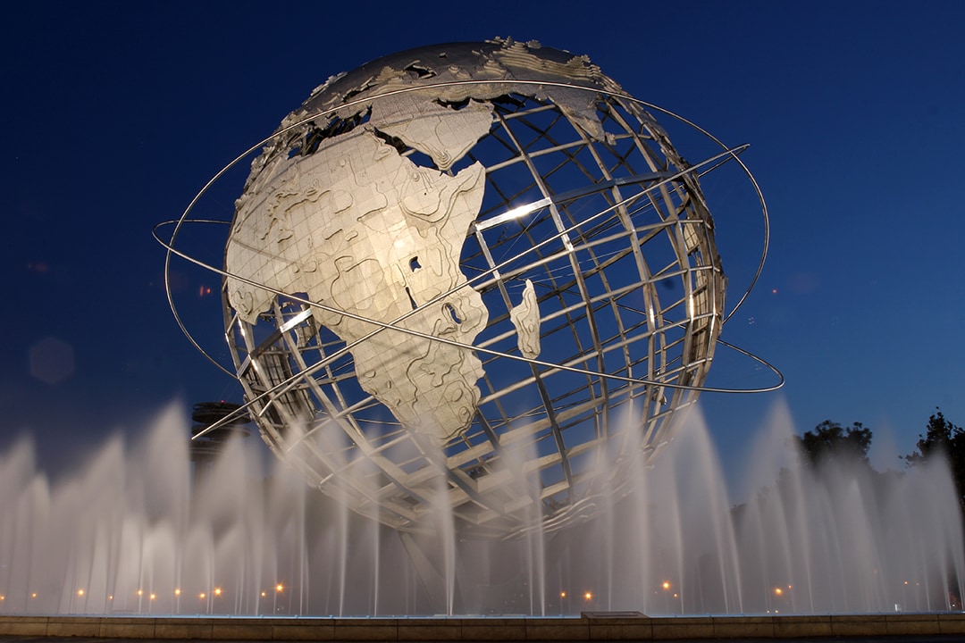 the unisphere with fountains at night