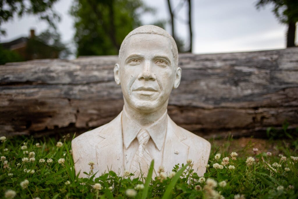 Barack Obama statue in the grass 