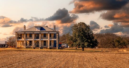 Explore the real-life Texas Chainsaw Massacre House