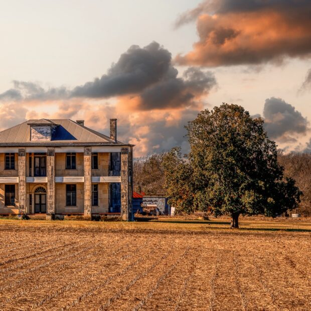 Explore the real-life Texas Chainsaw Massacre House