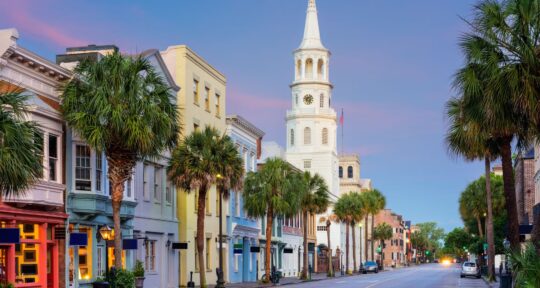 From Peaches to Palmetto Trees: The Ultimate Atlanta to Charleston Road Trip