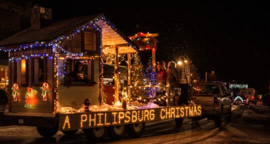 Home for the Holidays: How Montana’s Small Towns Celebrate the Christmas Season